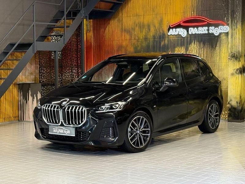 Schwarz Gebraucht 2023 BMW 220 M Sport Kombi | 28.900 € (Fairer Preis) - Bild 1/4