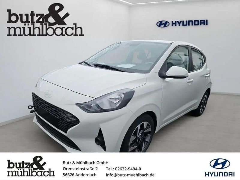 Weiß Neu 2025 Hyundai i10 Trend Kleinwagen | 17.990 € (Fairer Preis) - Bild 1/1