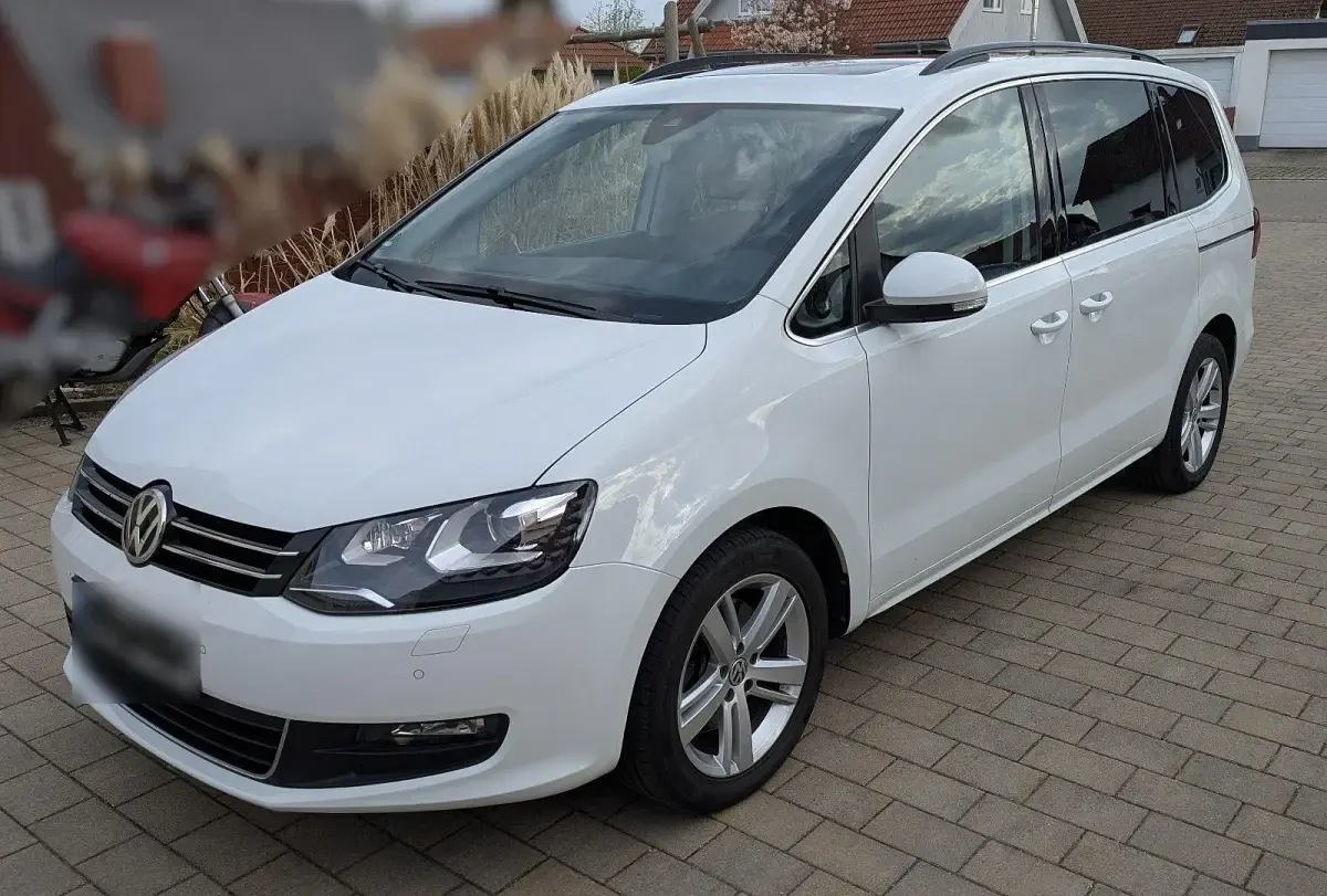 Gebraucht VW Sharan 150 PS (110 kW) 2021 Weiß Van / Kleinbus