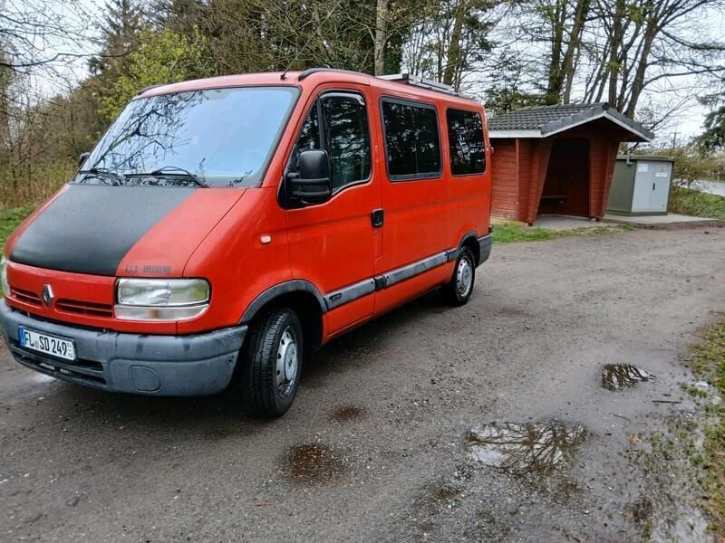 Rot Gebraucht 2003 Renault Master Van | 6.999 € (Teuer) - Bild 1/4
