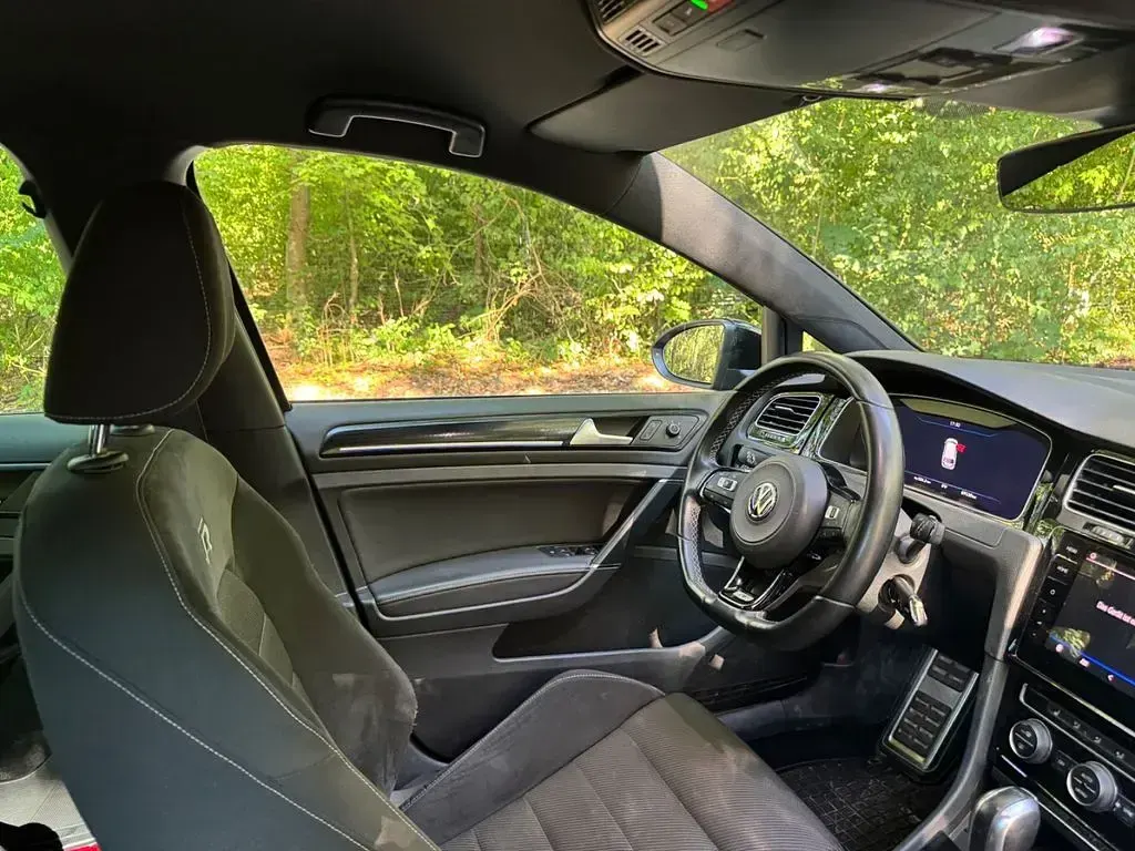 Gebraucht VW Golf VII R 300 PS (220 kW) 2019 Schwarz Kombi