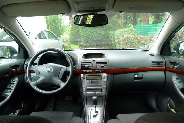 Gebraucht Toyota Avensis Executive 147 PS (108 kW) 2006 Grün metallic Kombi