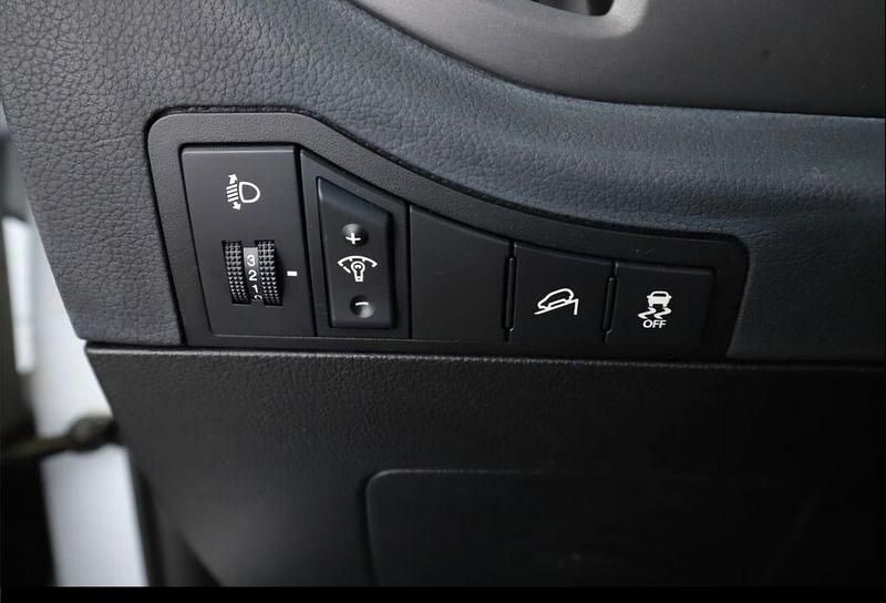 Gebraucht Kia Sportage Attract 136 PS (100 kW) 2012 Weiß SUV