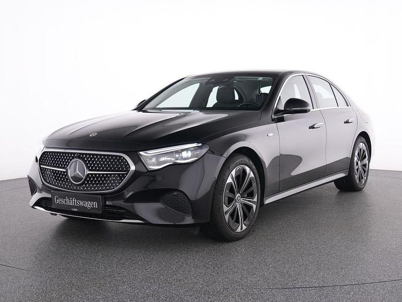 Gebraucht Mercedes E300 Avantgarde 313 PS (230 kW) 2025 Schwarz Limousine