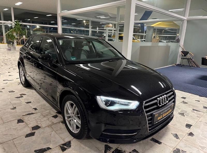 Gebraucht Audi A3 Attraction 150 PS (110 kW) 2014 Schwarz Limousine