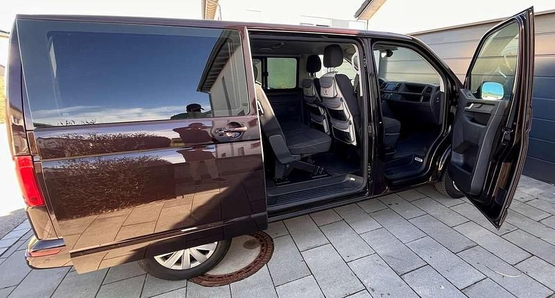 Gebraucht VW T6 Comfortline 150 PS (110 kW) 2016 Violett Van