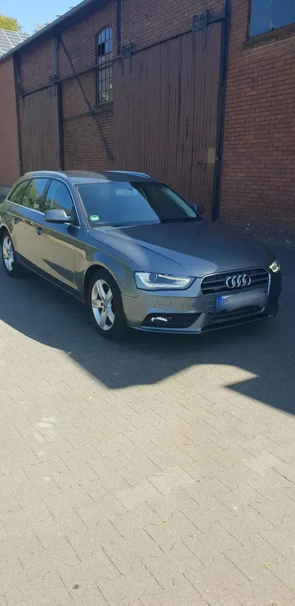 Second-hand Audi A4 176 CP (129 kW) 2015 Gri Break