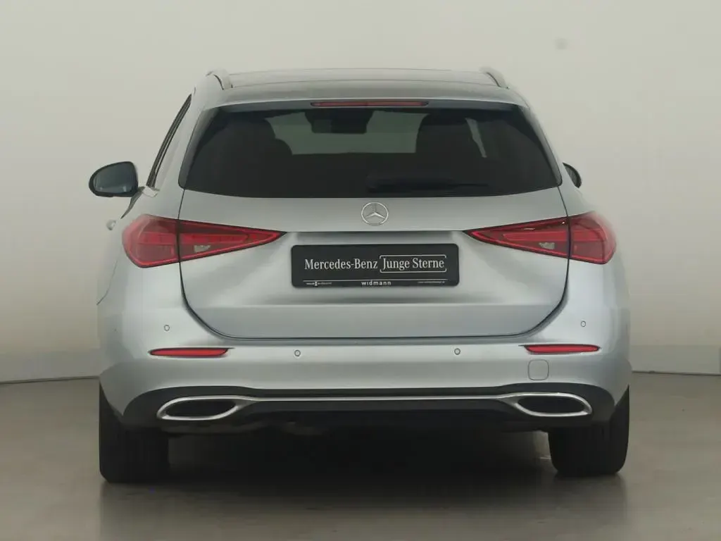 Gebraucht Mercedes 220 200 PS (147 kW) 2023 Metalliclack hightechsilber (metallic) Kombi