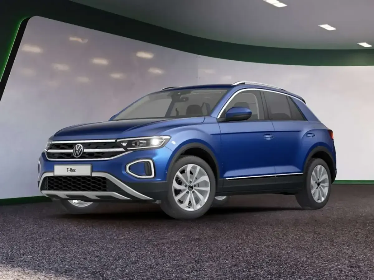 Gebraucht VW T-Roc Style 116 PS (85 kW) 2022 Blau / ravennablau SUV