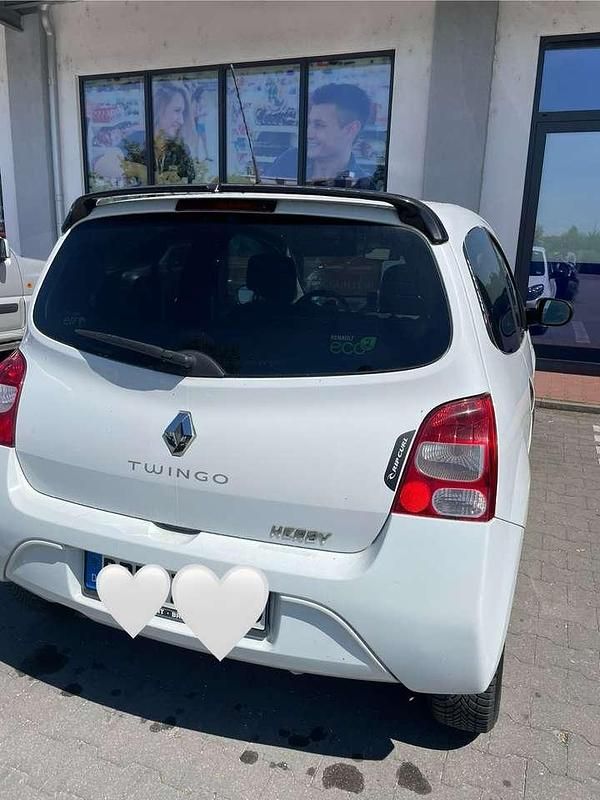 Weiß Gebraucht 2011 Renault Twingo Rip Curl Kleinwagen | 3.000 € (Fairer Preis) - Bild 1/4