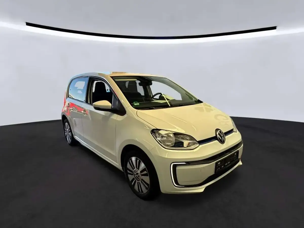 Gebraucht VW e-up! Style 61 kW (83 PS) 2022 Weiß Kleinwagen