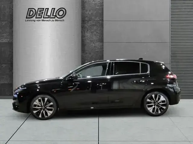 Neu Peugeot 308 Allure 146 PS (107 kW) 2026 Schwarz Limousine