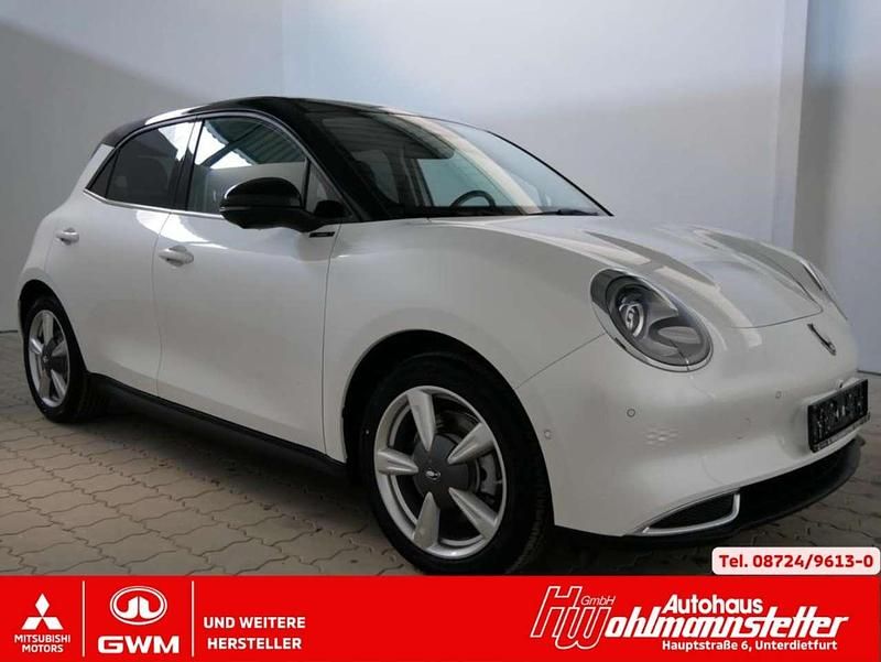 Moonlight white / starry black Gebraucht 2023 Ora Funky Cat 400 Pro Kleinwagen | 30.990 € (Etwas zu teuer) - Bild 1/4