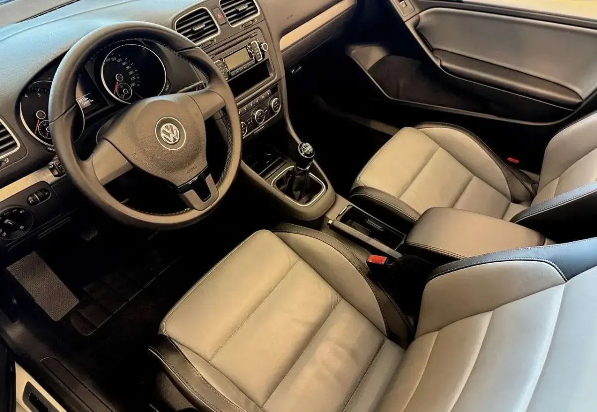 Gebraucht VW Golf Cabriolet Exclusive 122 PS (89 kW) 2013 Weiß Cabrio