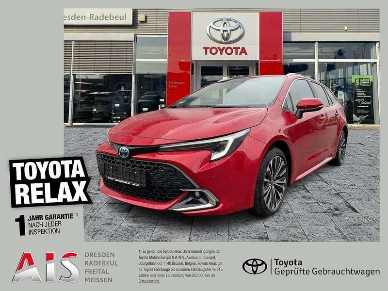 Emotional red 2 Gebraucht 2024 Toyota Corolla Team Kombi | 26.990 € (Fairer Preis) - Bild 1/2