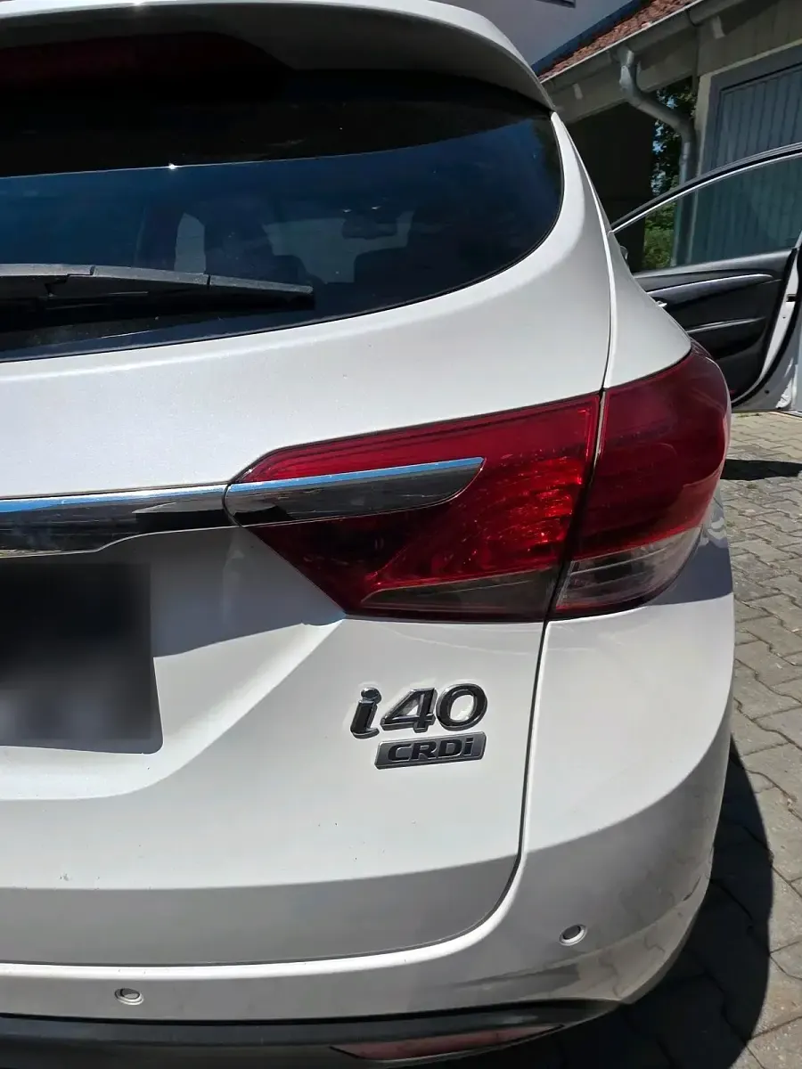 Gebraucht Hyundai i40 Style 141 PS (103 kW) 2014 Weiß Kombi
