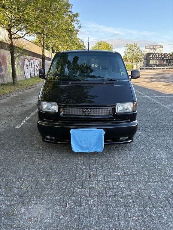 Second-hand VW T4 77 CP (56 kW) 1995 Negru Van