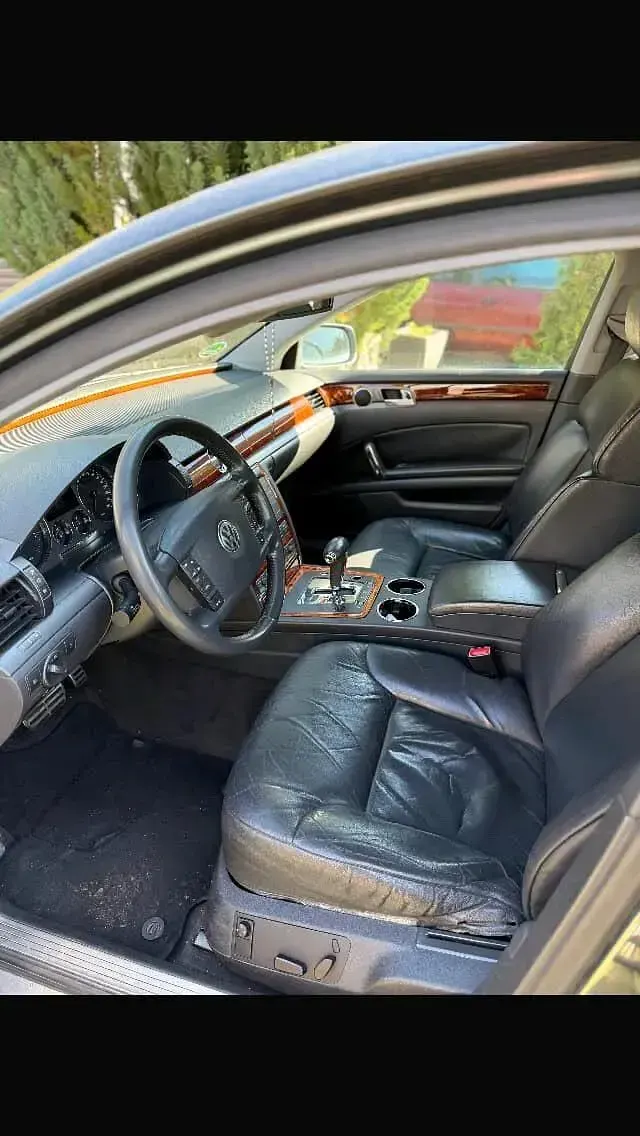 Gebraucht VW Phaeton 241 PS (177 kW) 2002 Grau Limousine