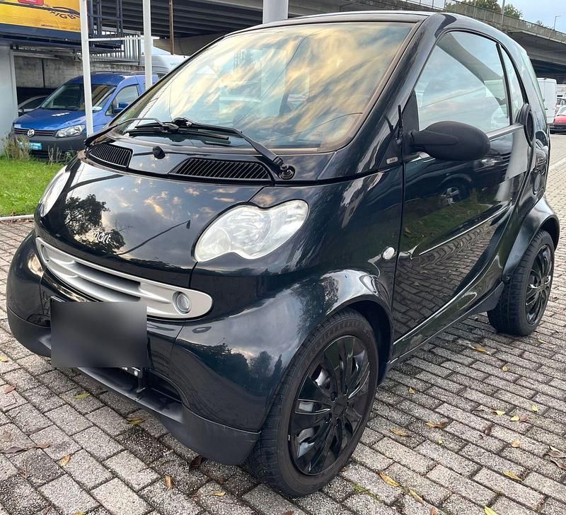 Schwarz Gebraucht 2002 Smart ForTwo Coupé Coupé | 1.850 € (Fairer Preis) - Bild 1/4