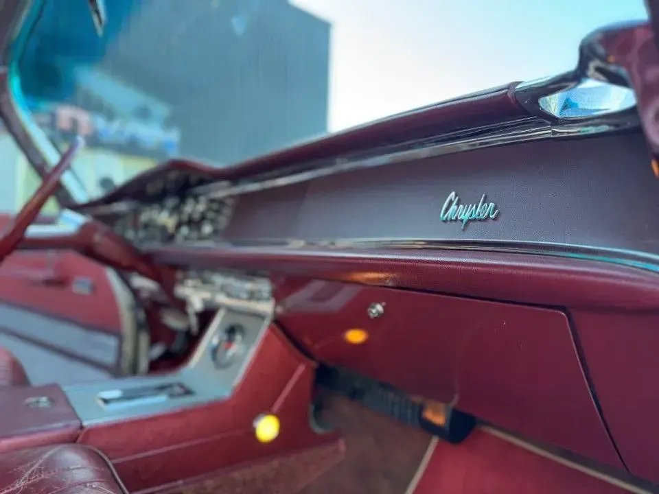 Gebraucht Chrysler 300 Clasic 324 PS (238 kW) 1963 Weiß Coupé