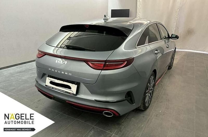 Gebraucht Kia ProCeed GT GT 204 PS (150 kW) 2023 Silber Kleinwagen