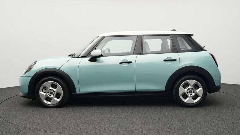 Usata Mini Cooper Classic 156 CV (114 kW) 2024 Verde Utilitaria