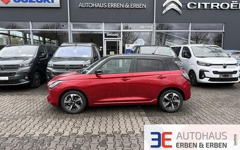 Schwarz Neu 2025 Suzuki Swift Comfort+ Limousine | 22.500 € - Bild 1/4