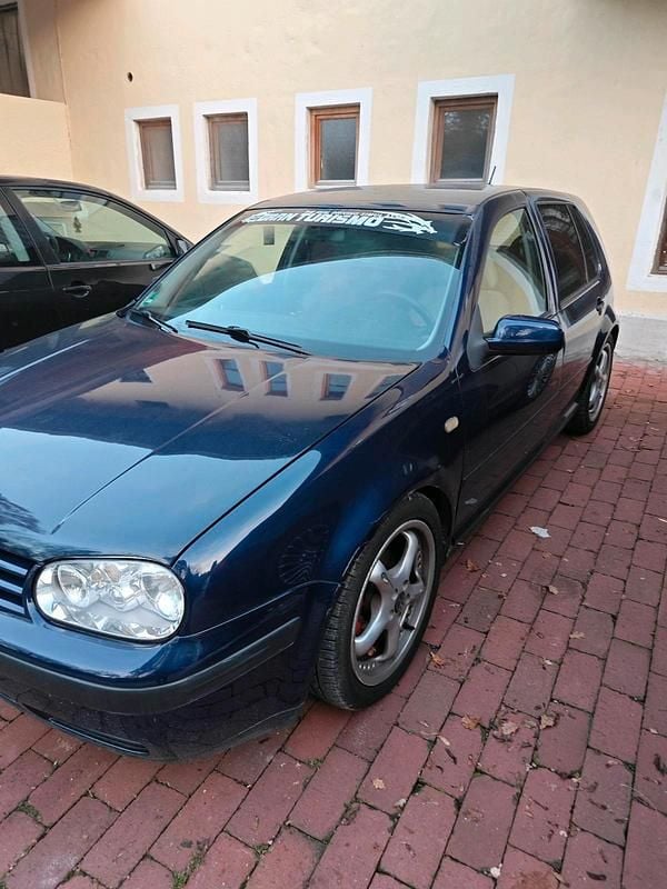 Blau Gebraucht 1999 VW Golf IV Kleinwagen | 900 € (Superpreis) - Bild 1/4