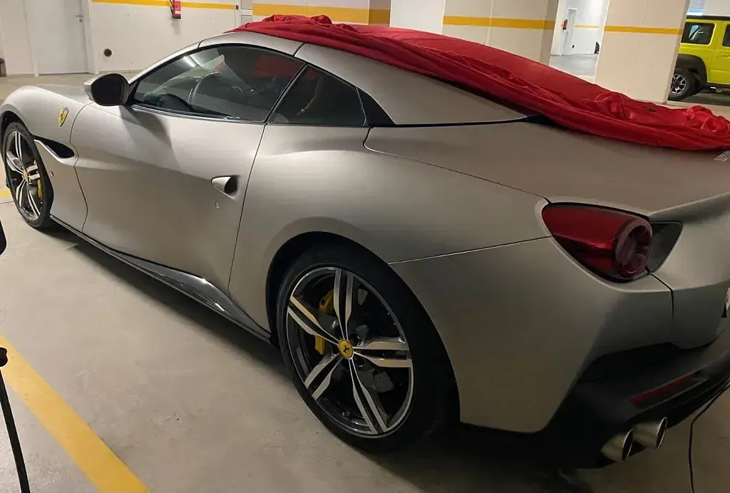 Gebraucht Ferrari Portofino 600 PS (441 kW) 2020 Grau Cabrio