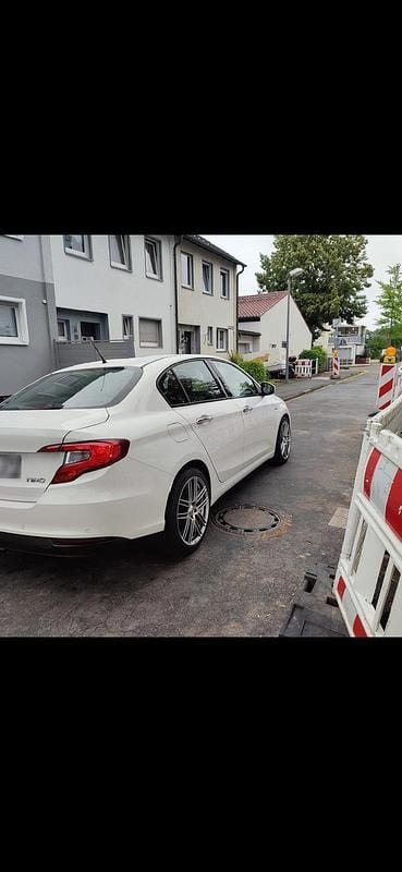 Second-hand Fiat Tipo 95 CP (69 kW) 2017 Alb Berlinǎ