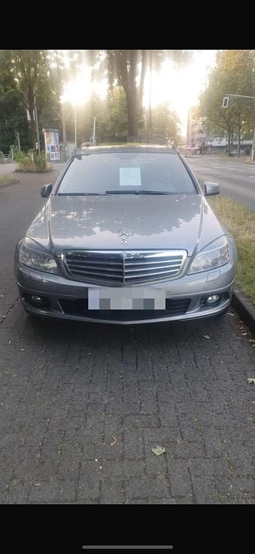 Silber Gebraucht 2010 Mercedes C220 Kombi | 6.000 € (Guter Preis) - Bild 1/4