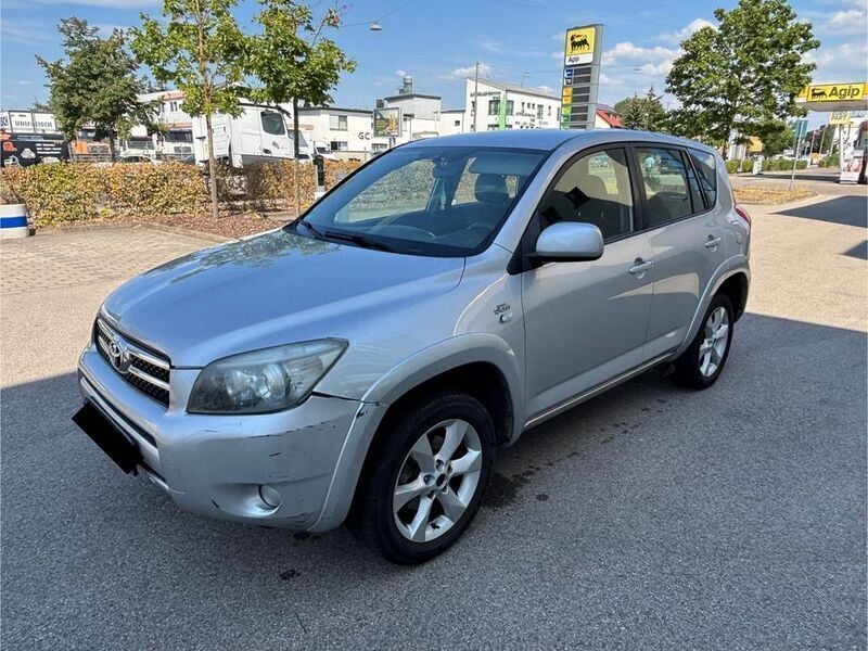 Silber Gebraucht 2006 Toyota RAV4 SUV | 2.500 € (Guter Preis) - Bild 1/4