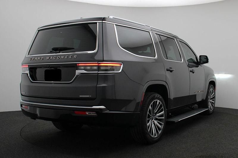 Gebraucht Jeep Wagoneer 494 PS (363 kW) 2023 Grau SUV