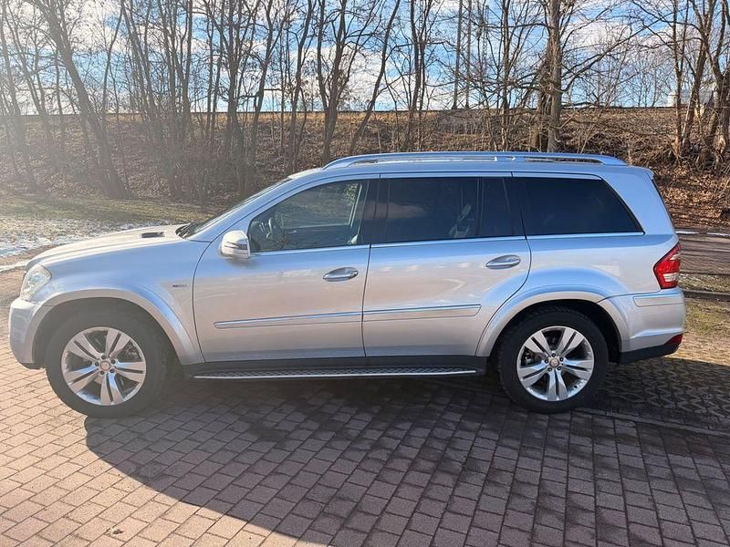 Gebraucht Mercedes GL350 265 PS (194 kW) 2012 Silber SUV