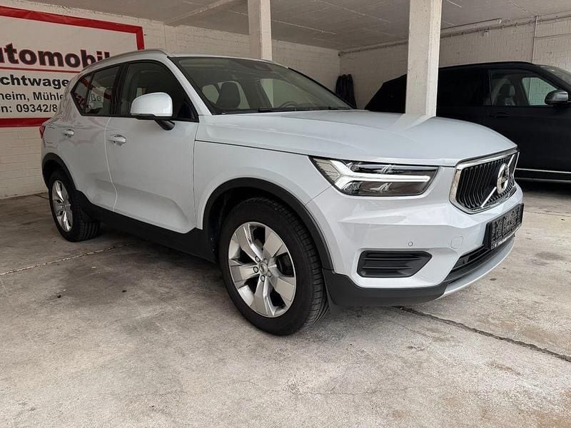 Silber Gebraucht 2019 Volvo XC40 Momentum SUV | 23.890 € (Guter Preis) - Bild 1/4