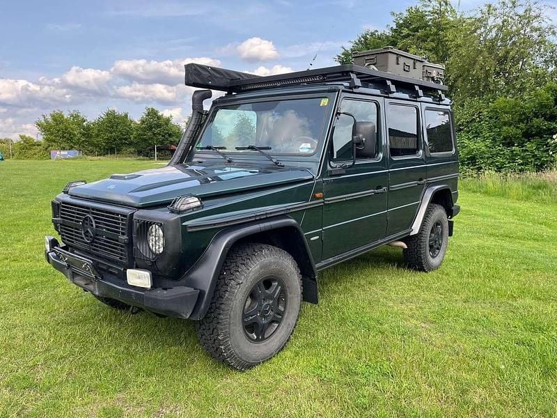 Grün Gebraucht 2011 Mercedes G300 SUV | 70.999 € - Bild 1/4