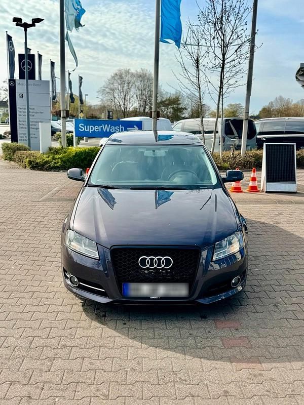 Gebraucht Audi A3 102 PS (75 kW) 2010 Braun Kleinwagen