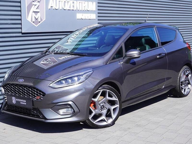 Magneticgrau metallic Gebraucht 2021 Ford Fiesta Performance Edition Kleinwagen | 19.990 € (Fairer Preis) - Bild 1/4
