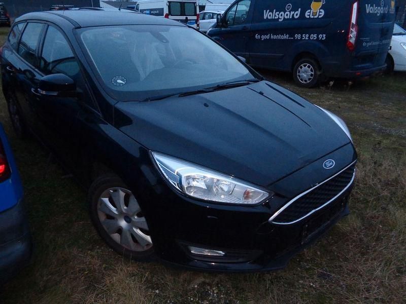 Gebraucht Ford Focus Business Edition 125 PS (91 kW) 2016 Schwarz Limousine