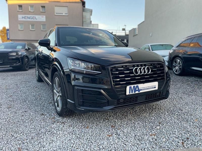 Schwarz Gebraucht 2018 Audi Q2 S-Line SUV | 21.700 € (Etwas zu teuer) - Bild 1/4