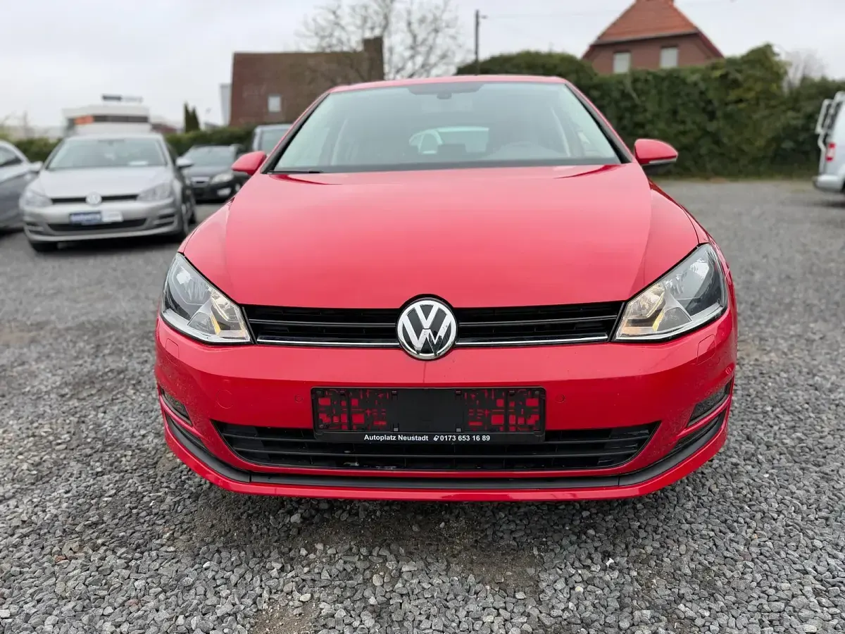 Gebraucht VW Golf VII Comfortline 140 PS (102 kW) 2013 Rot Limousine