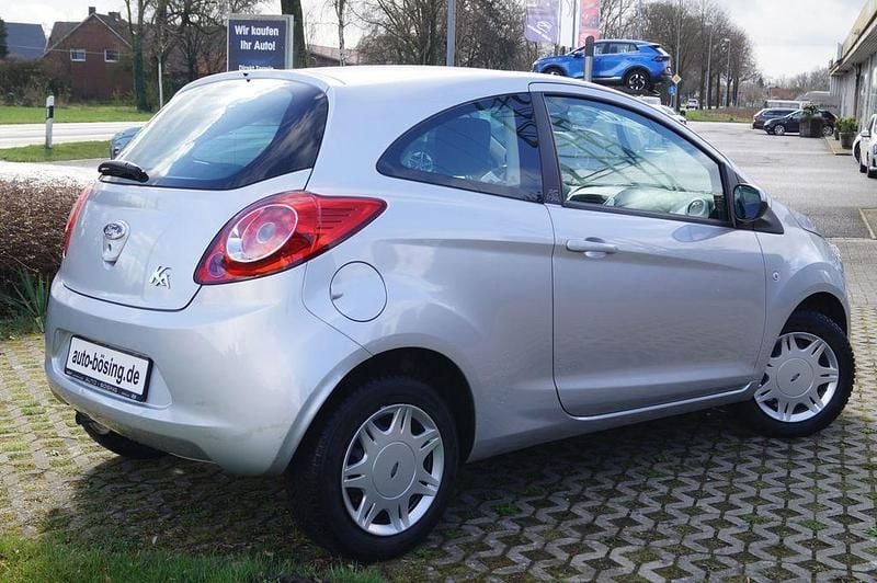 Gebraucht Ford Ka Titanium 69 PS (50 kW) 2010 Silber Kleinwagen