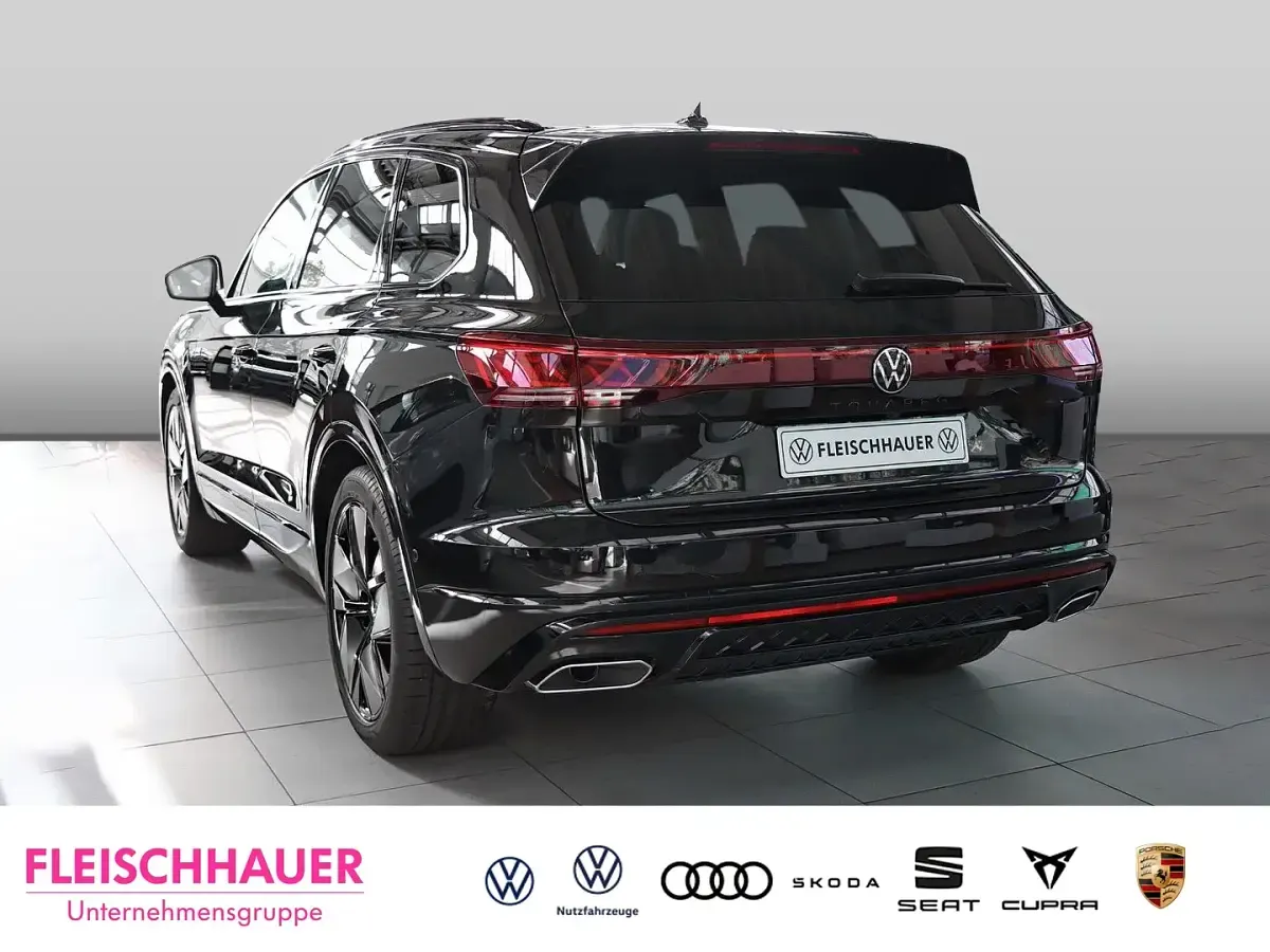 Gebraucht VW Touareg R-line 340 PS (250 kW) 2025 Schwarz SUV