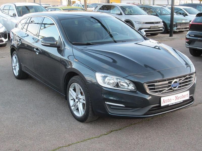 Gebraucht Volvo V60 288 PS (211 kW) 2015 Grau Kombi