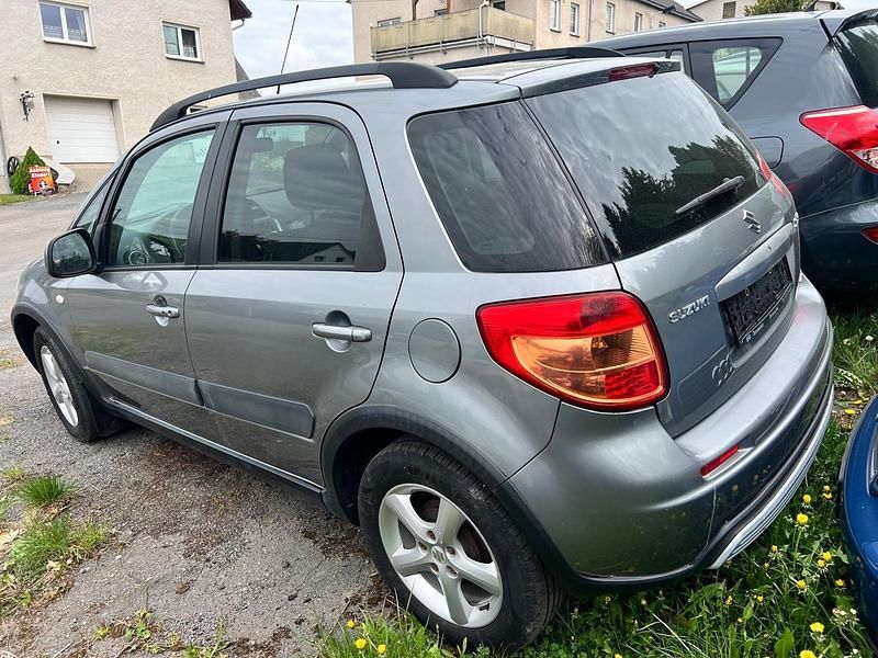 Gebraucht Suzuki SX4 79 PS (58 kW) 2007 Grau Limousine