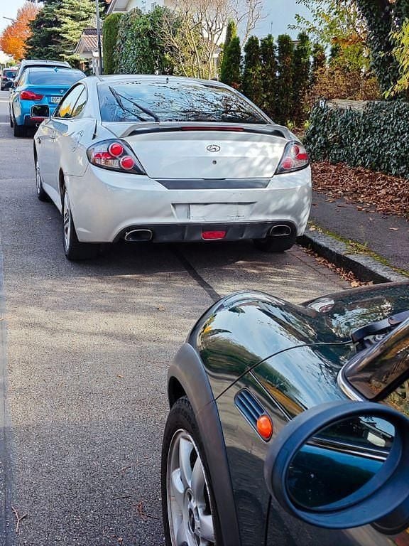 Silber Gebraucht 2006 Hyundai Coupé GLS Coupé | 2.000 € (Superpreis) - Bild 1/4