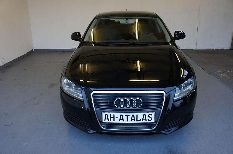 Gebraucht Audi A3 Ambiente 105 PS (77 kW) 2010 Schwarz Kleinwagen
