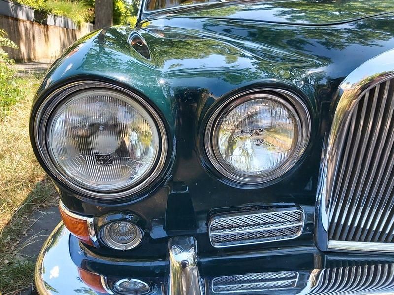 Second-hand Jaguar 420 248 CP (182 kW) 1968 Verde Berlinǎ