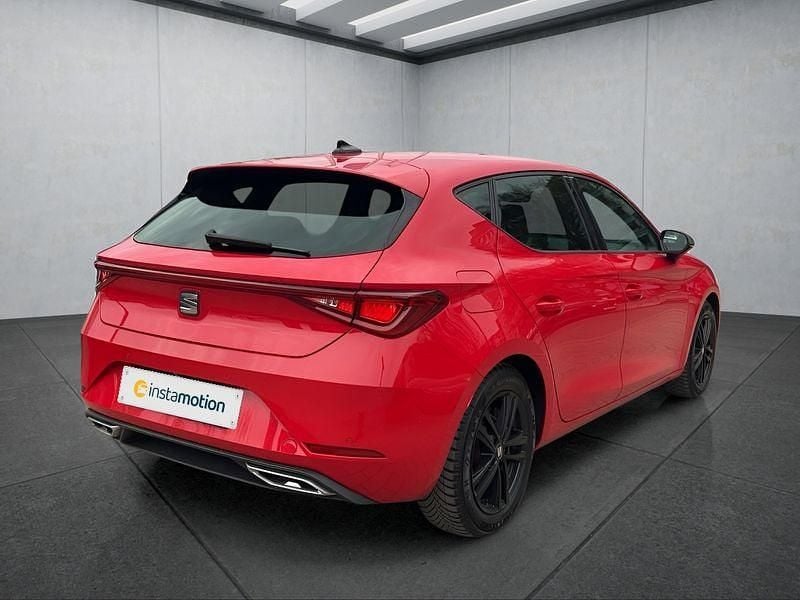 Usata Seat Leon 110 CV (80 kW) 2022 Rosso Utilitaria