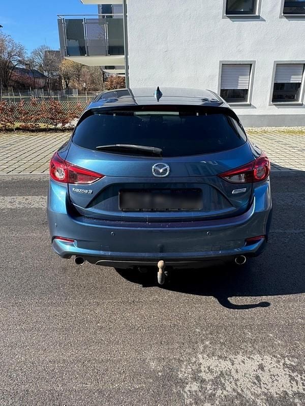 Gebraucht Mazda 3 150 PS (110 kW) 2018 Blau Kleinwagen